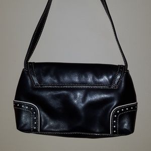 Tommy Hilfiger black small strap/shoulder bag